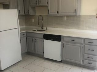 9040 Palisade Plz #2, North Bergen, NJ 07047