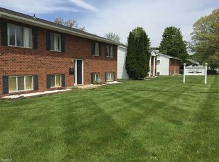 560 Dover St APT 3, Mount Morris, MI