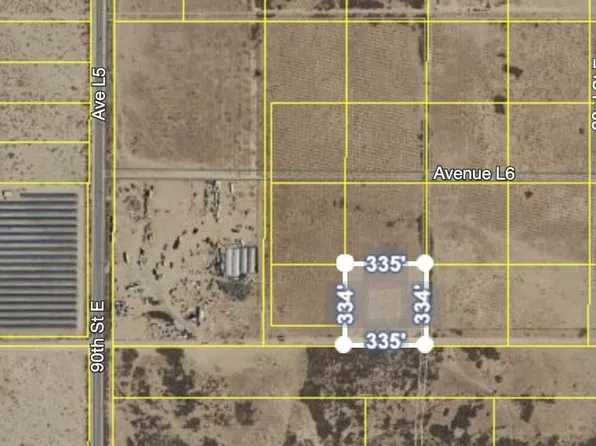 92 Saint Ave E #L8, Lancaster, CA 93535