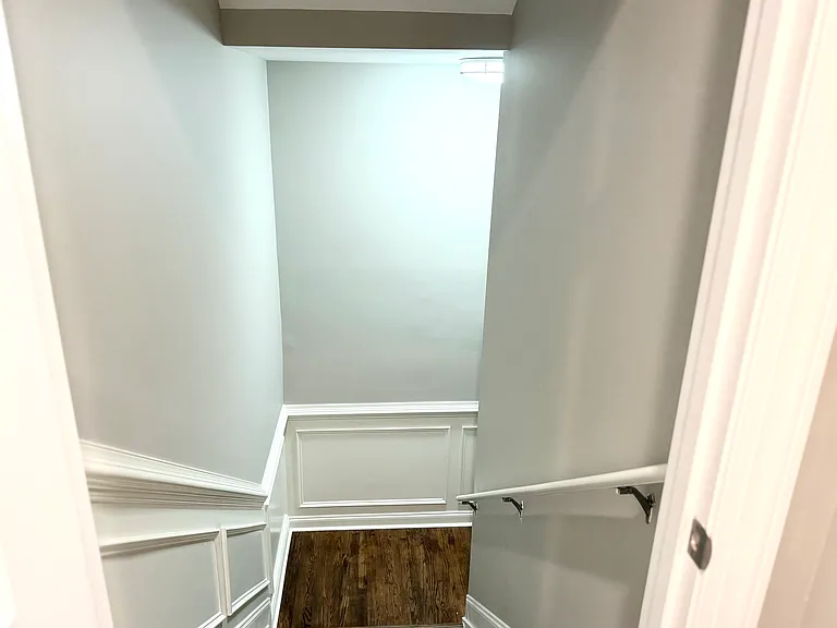 12105 Cameron Dr — Photo 36