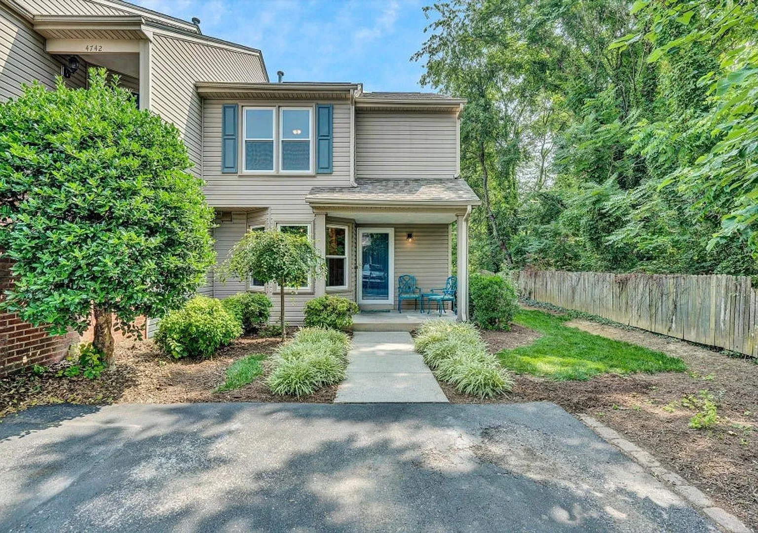 Spacious Roanoke County Townhouse — Photo 1