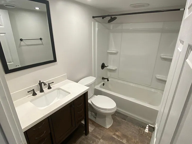428 William St #1 — Photo 12