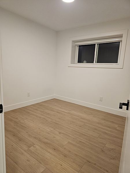 Burnaby Apartment for rent - 2 Bedrooms — photo 3