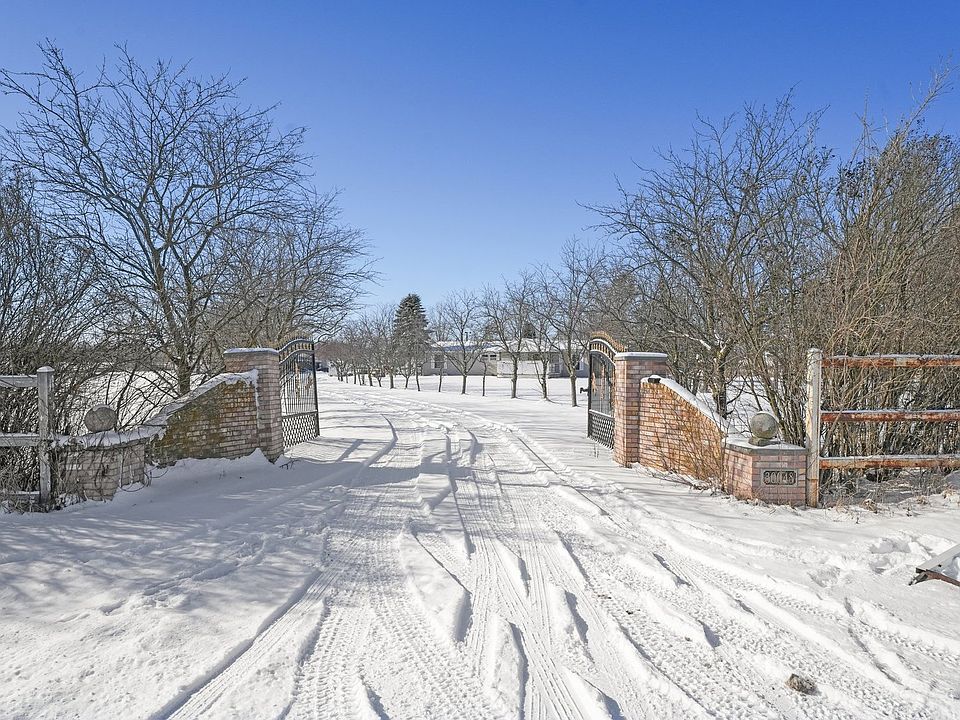 1st image of 30048 S Klemme Rd