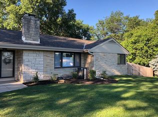9417 W Dodge Rd, Omaha, NE 68114