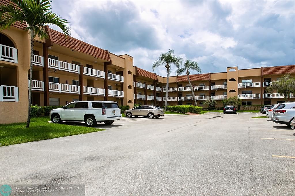 9300 Sunrise Lakes Blvd APT 103, Sunrise, FL 33322 MLS F10392809