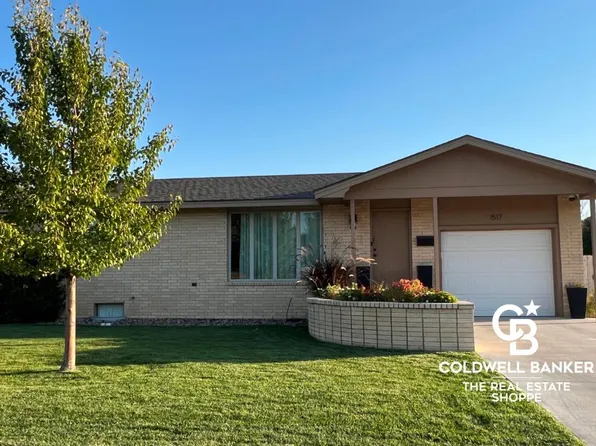 1517 E Johnson St, Garden City, KS 67846