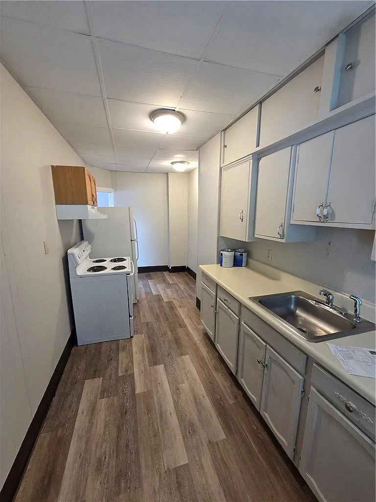 2 bed, 1.0 bath, 800 sqft, $1,450 — Photo 3