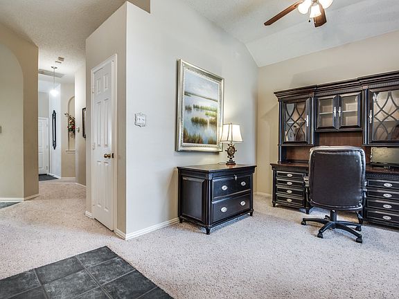 5th image of 3905 Rose Ct