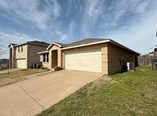 603 Ambarella St, Arlington, TX 76002
