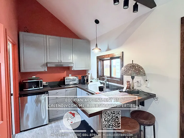 1224A Stannage Ave — Photo 6