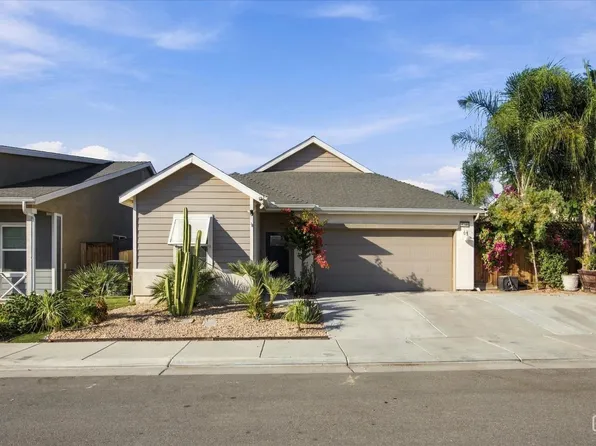 9716 Cobble Creek Dr, Shafter, CA 93263