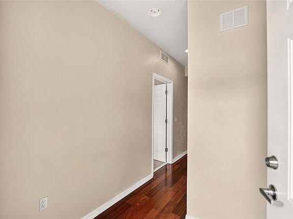 3rd image of 1567 NW 29TH ROAD #3