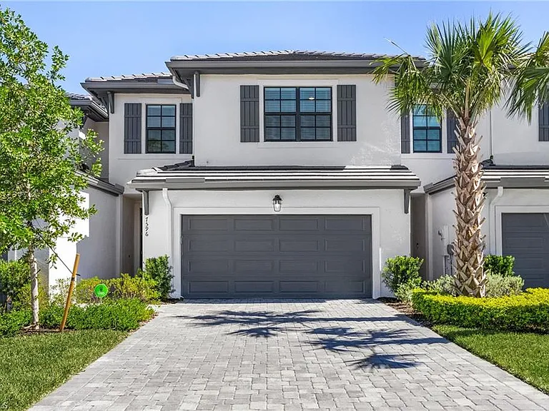 7596 Morgan Way — Photo 1