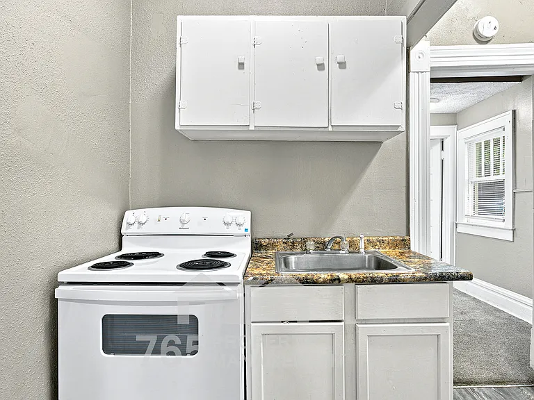 603 S Main St #3 — Photo 14