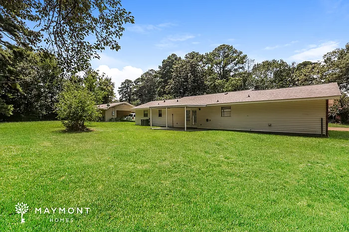 142 W Lisa Dr — Photo 11