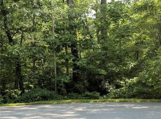 7 Wagon Trce, Flat Rock, NC 28731