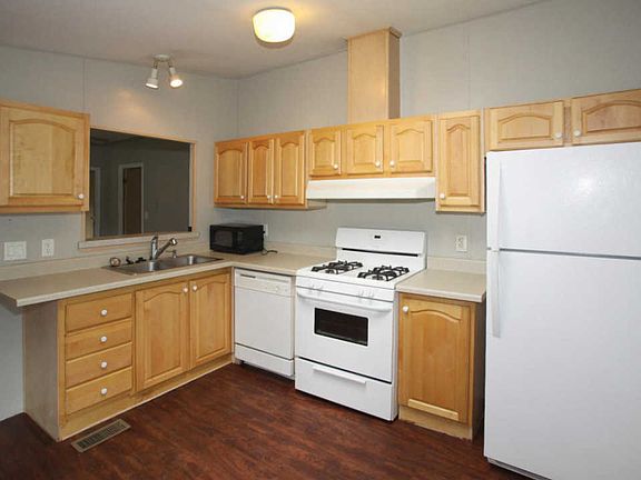 4th image of 5006 Sweeney Creek Trl