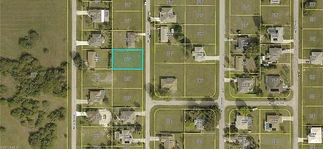 1st image of 1330 NE 12th Pl