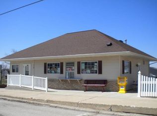 119 S Main St, Iron Ridge, WI 53035