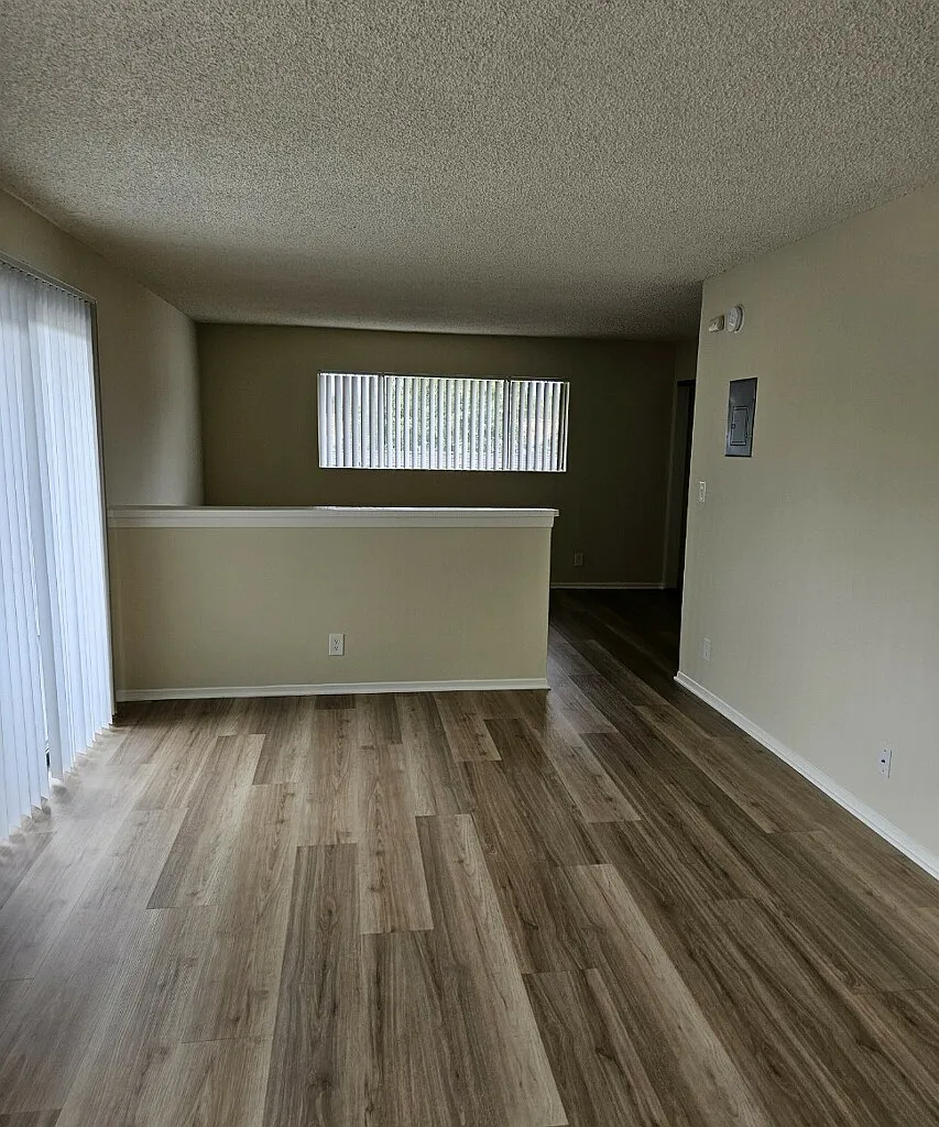 Studio, 450 sqft, $1,795 — Photo 4