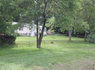 16 Potter Dr, Old Greenwich, CT 06870