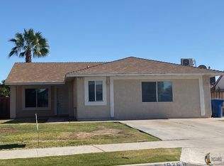 1489 Magnolia Cir, El Centro, CA 92243
