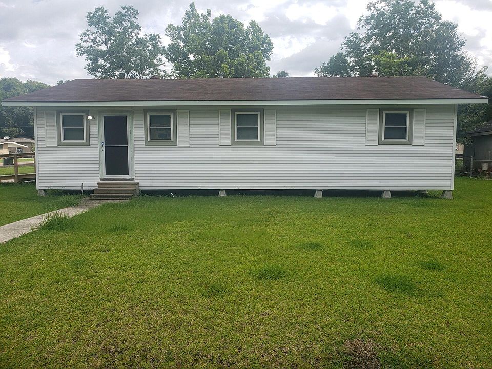 1st image of 509 Vera Ln