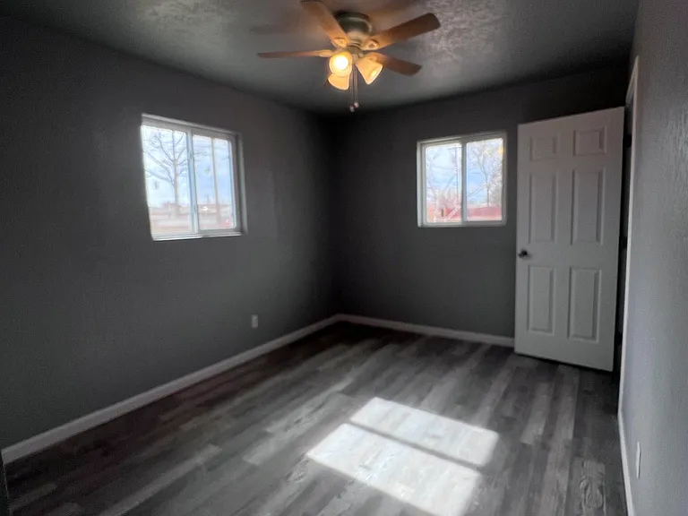 1507 W Ray Ave — Photo 13