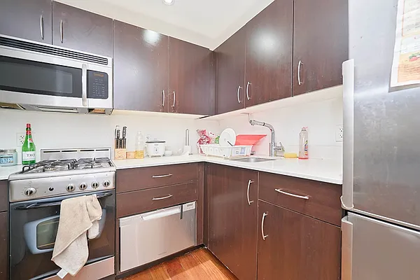 Rented by Living New York | media 3