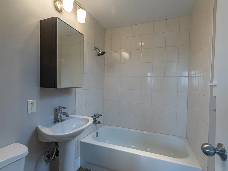 The Palms Apartments | 1 MONTH FREE! — Photo 25