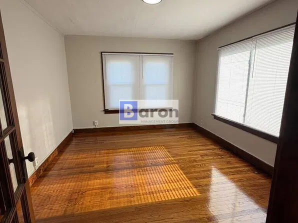 1518 Lincoln Way W #3, South Bend, IN 46628