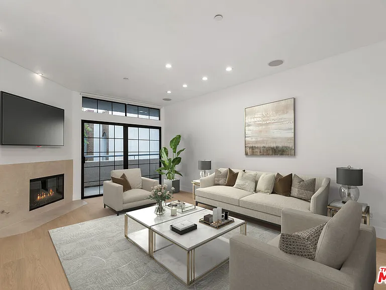 200 N Swall Dr #9 — Photo 6