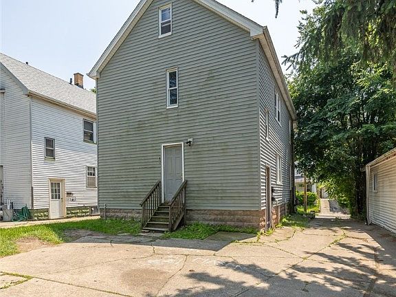 4th image of 7201 Clement Ave