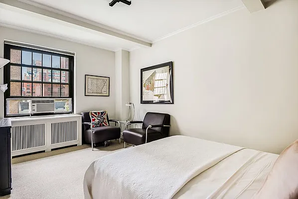 Sold by Compass | media 19