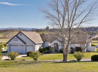 12813 Brookview Manor Dr, Bella Vista, CA 96008