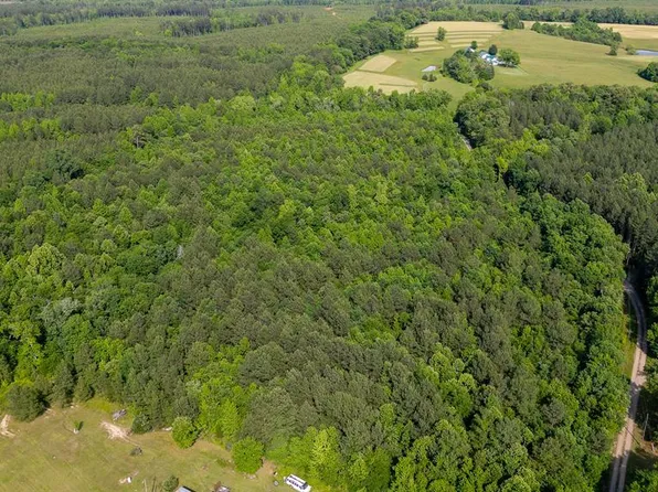 Rolling Hills Rd, Skipwith, VA 23968