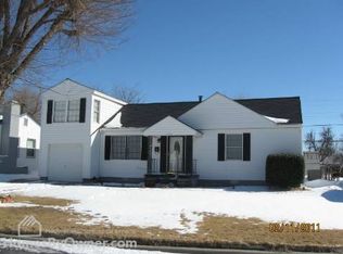 1704 Sandra Dr, Midwest City, OK 73110