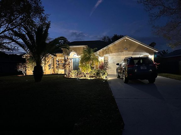2nd image of 1289 SW Century Avenue