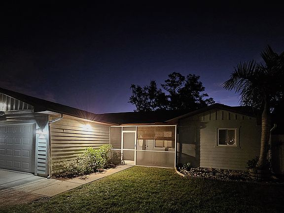 2nd image of 11423 Heritage Way