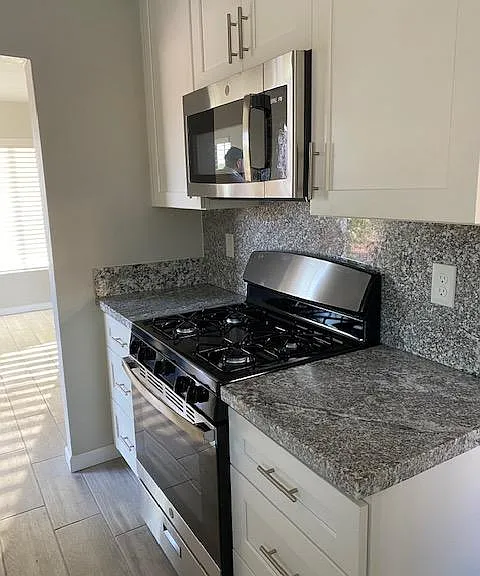 2718 E Linden St — Photo 4