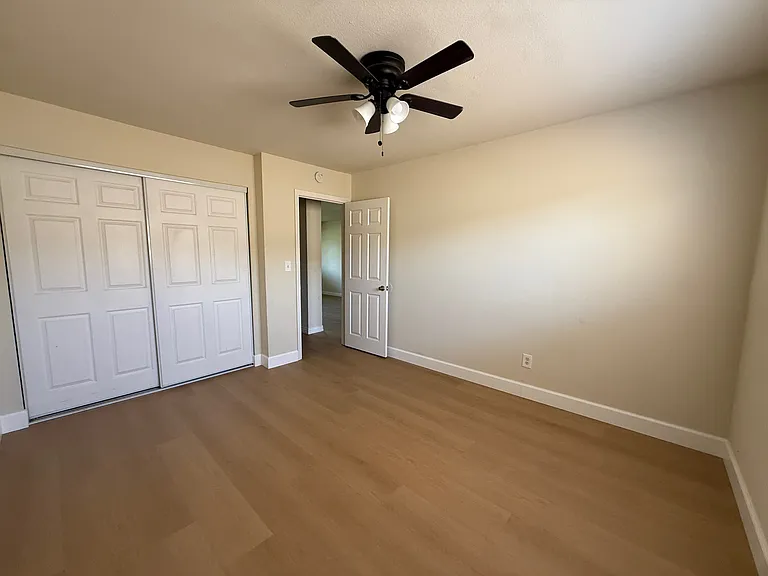17622 Cameron Ln #6 — Photo 7