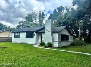 5833 Luella St, Jacksonville, FL 32207