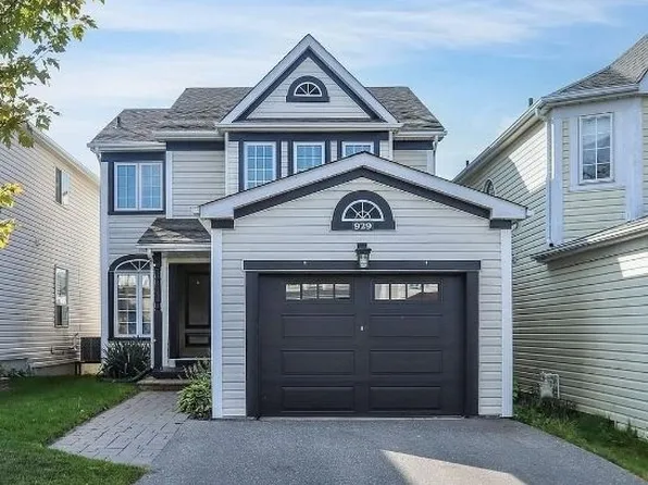 929 Glenbourne Ct, Oshawa, ON L1K 2P8