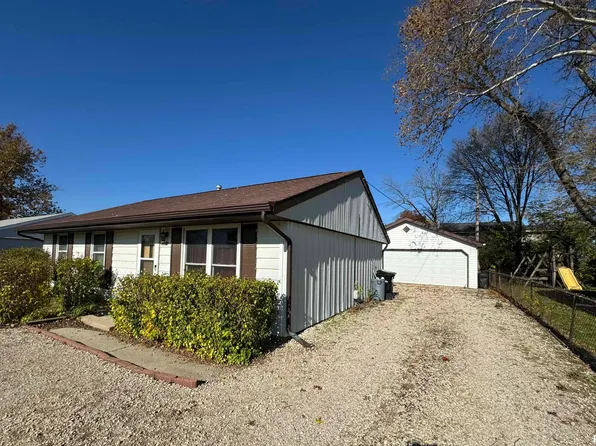 2228 Northridge Ln, Washington, IL 61571