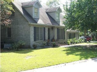 185 Old Dominion Dr, North Charleston, SC 29418