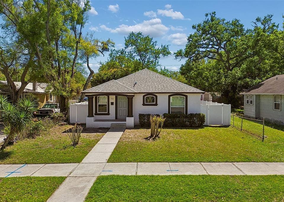 1st image of 712 15TH AVENUE S