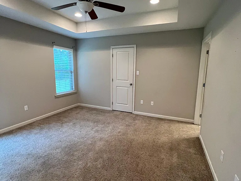 13712 Fox Hill Dr — Photo 51