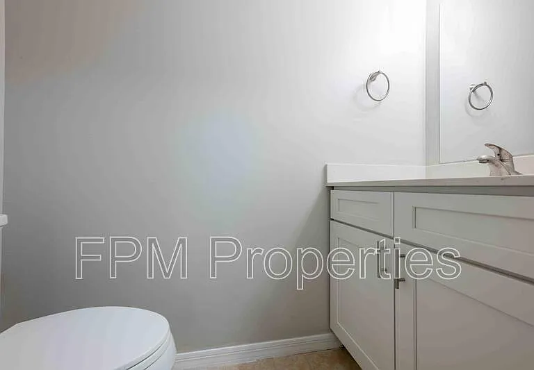 176 E Coast Dr — Photo 27