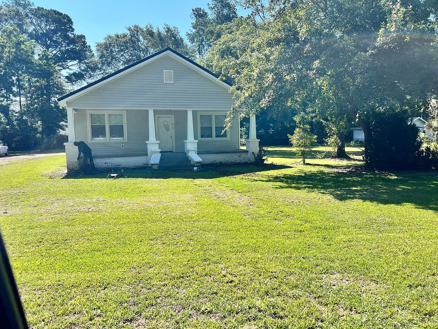 3 Bedroom 2.5 Bath with nice open yard! — Photo 1
